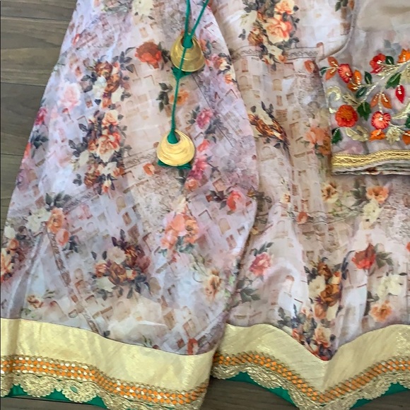 Floral Lengha - Picture 7 of 7